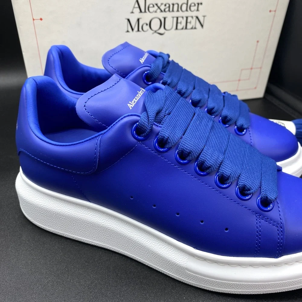 💙Host Picked💙Alexander McQueen Women’s Oversized Sneakers Size 7.5 AUTHENTIC - Picture 4 of 9